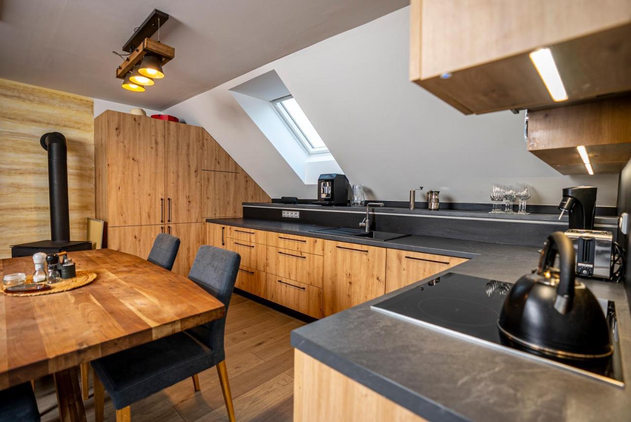 Apartmany V Podzamci Наход Екстер'єр фото