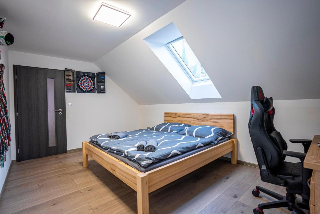 Apartmany V Podzamci Наход Екстер'єр фото