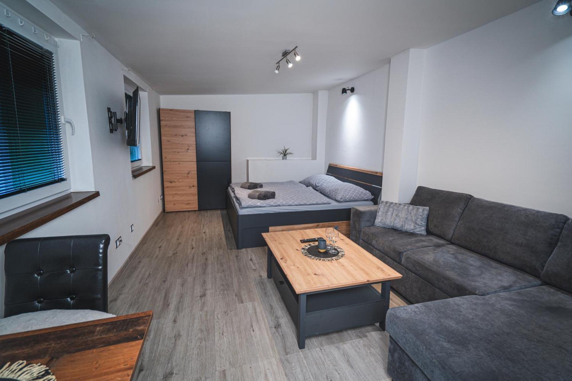 Apartmany V Podzamci Наход Екстер'єр фото